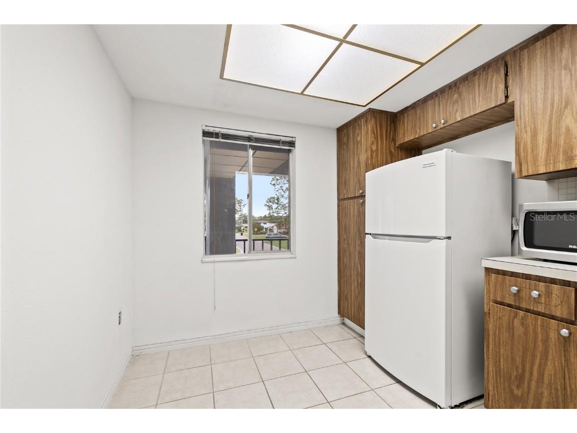 8651 10th Street N #210 Saint Petersburg FL 33702 TB8407457 image9