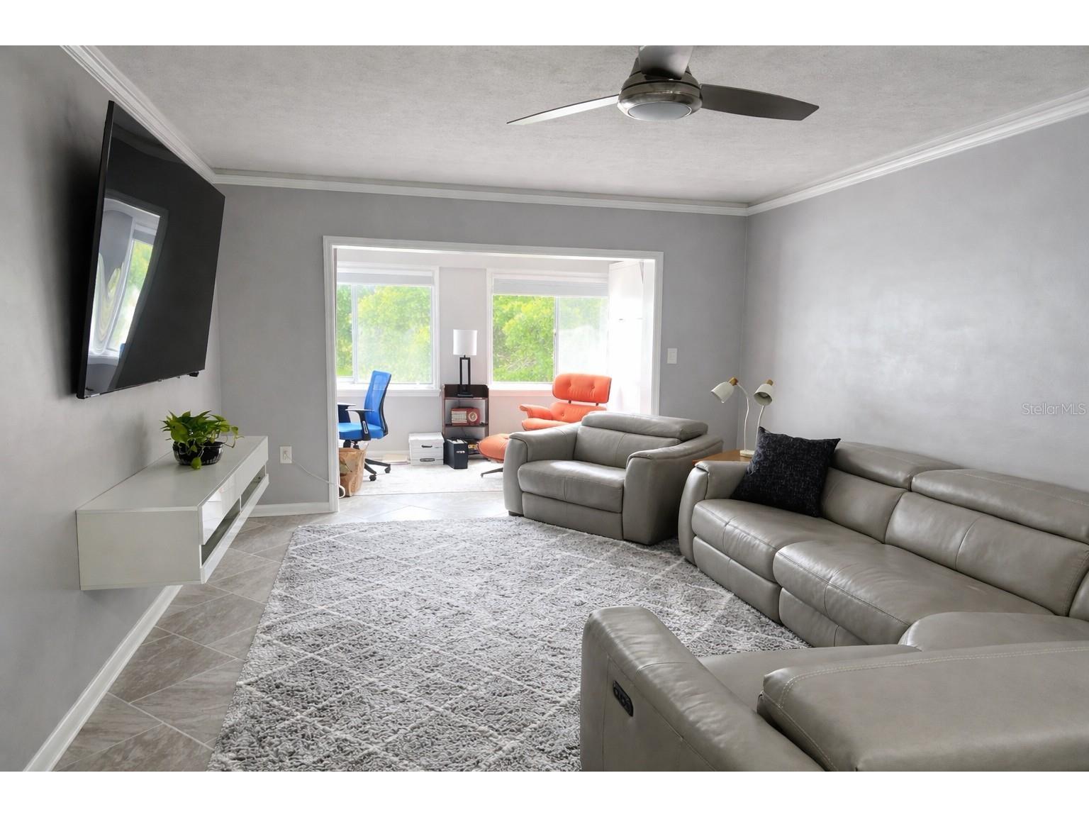 8651 10th Street N #228 Saint Petersburg FL 33702 TB8494746 image2