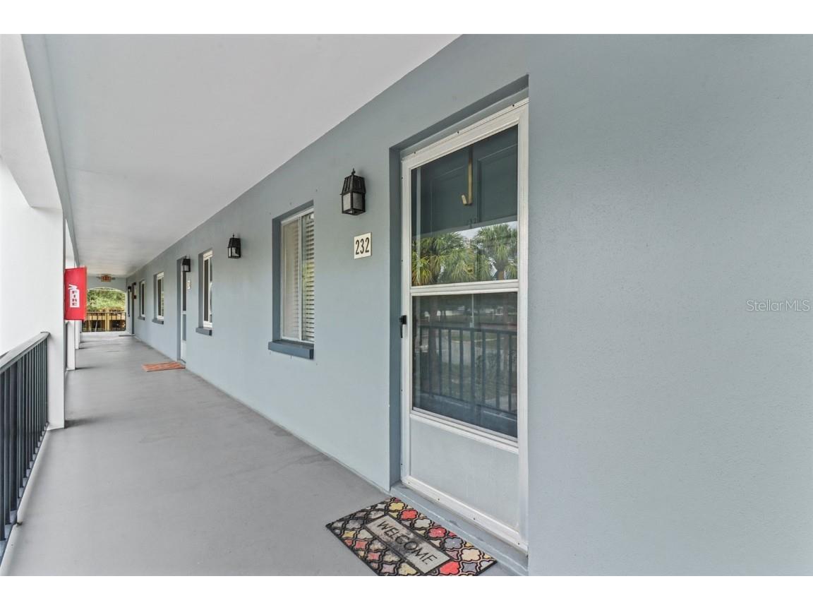 8651 10th Street N #232 Saint Petersburg FL 33702 U8226115 image1