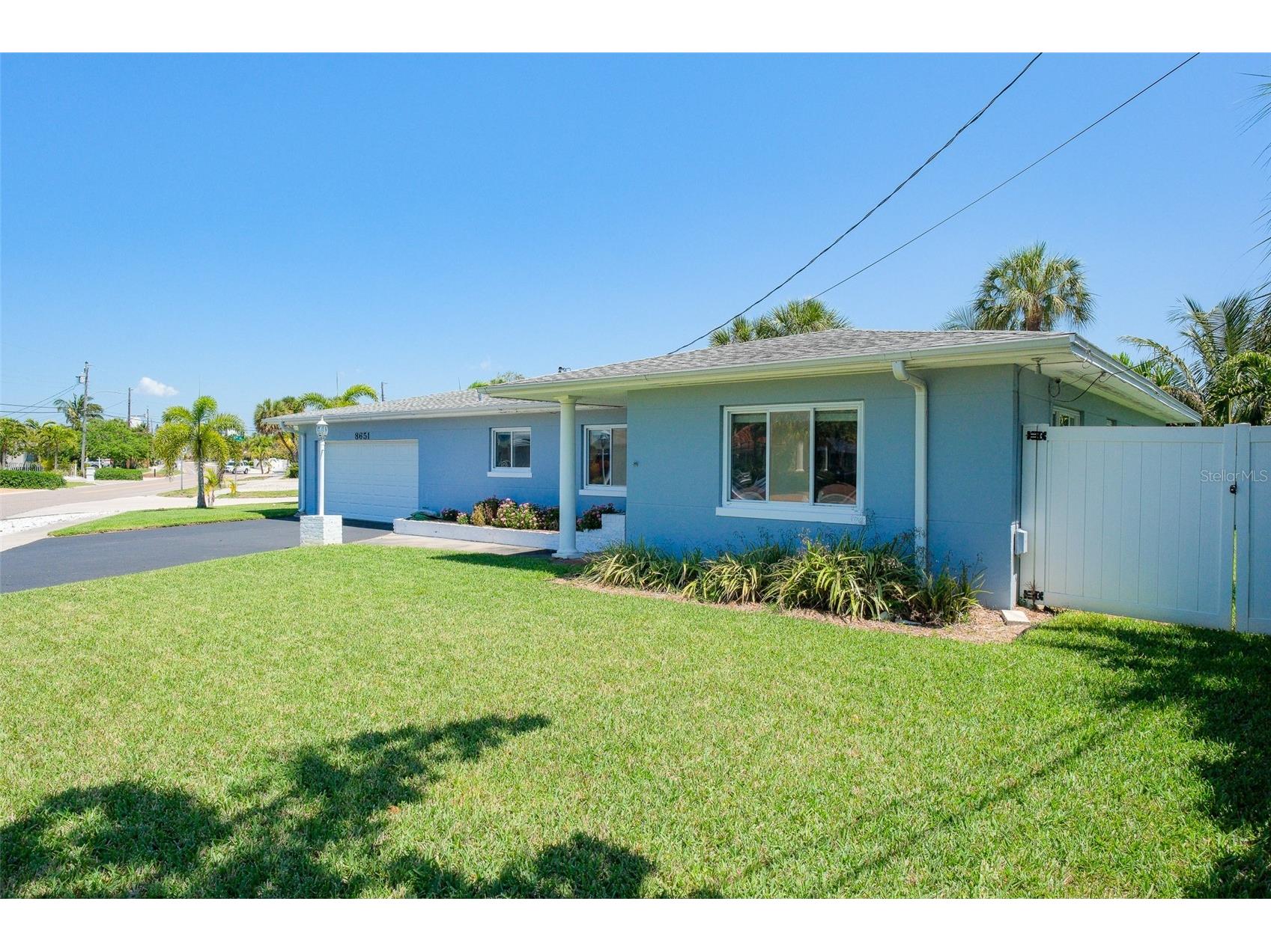 8651 Gulf Boulevard Saint Pete Beach FL 33706 TB8467295 image1