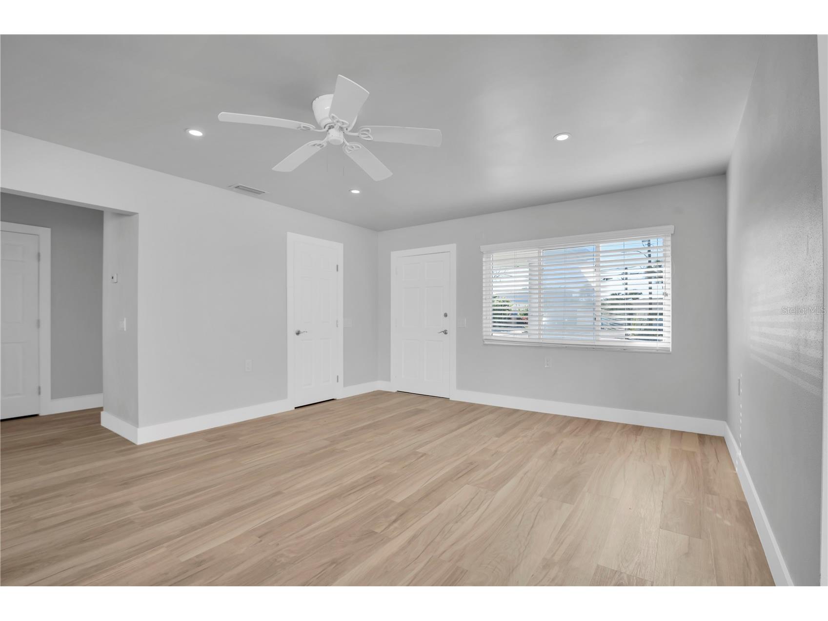 8651 Gulf Boulevard Saint Pete Beach FL 33706 TB8467295 image10
