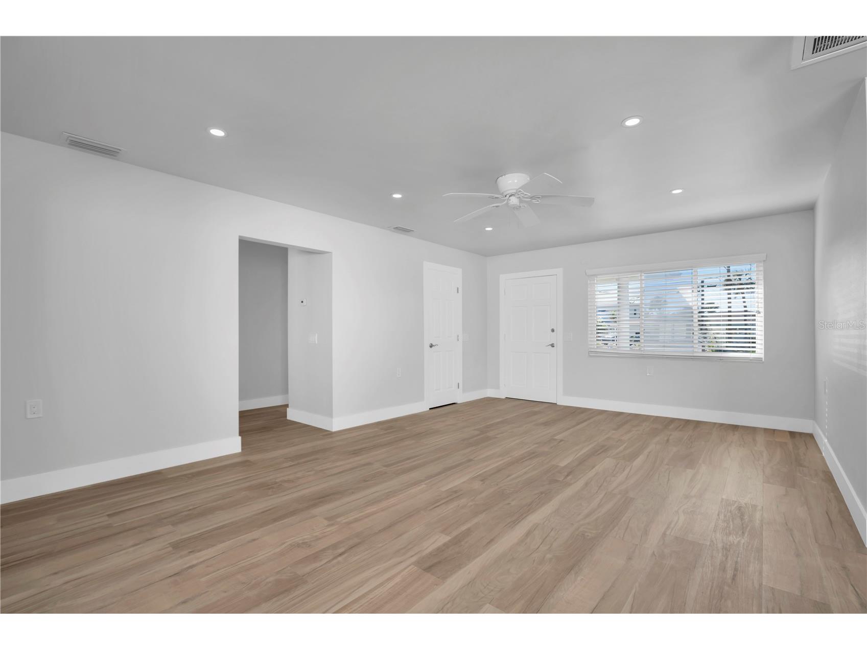 8651 Gulf Boulevard Saint Pete Beach FL 33706 TB8467295 image14