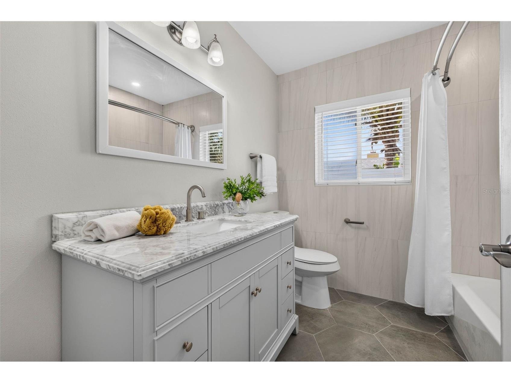 8651 Gulf Boulevard Saint Pete Beach FL 33706 TB8529800 image16