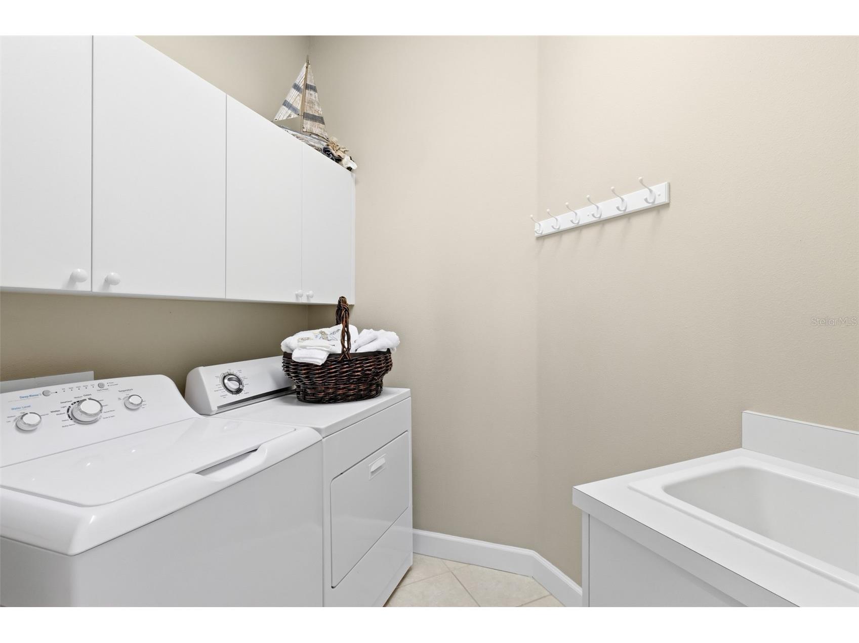 8652 54th Avenue Circle E Bradenton FL 34211 A4688752 image49