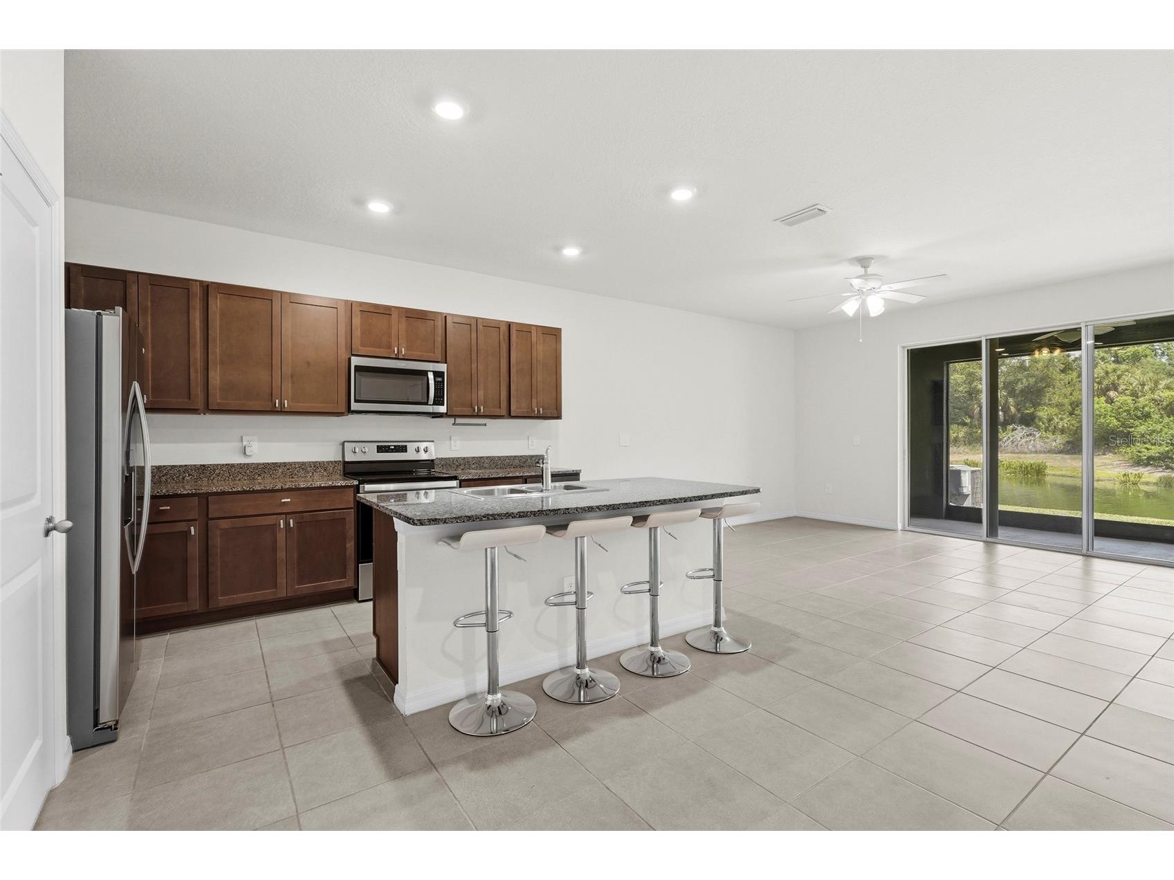 8652 Milestone Drive Sarasota FL 34238 A4691721 image3