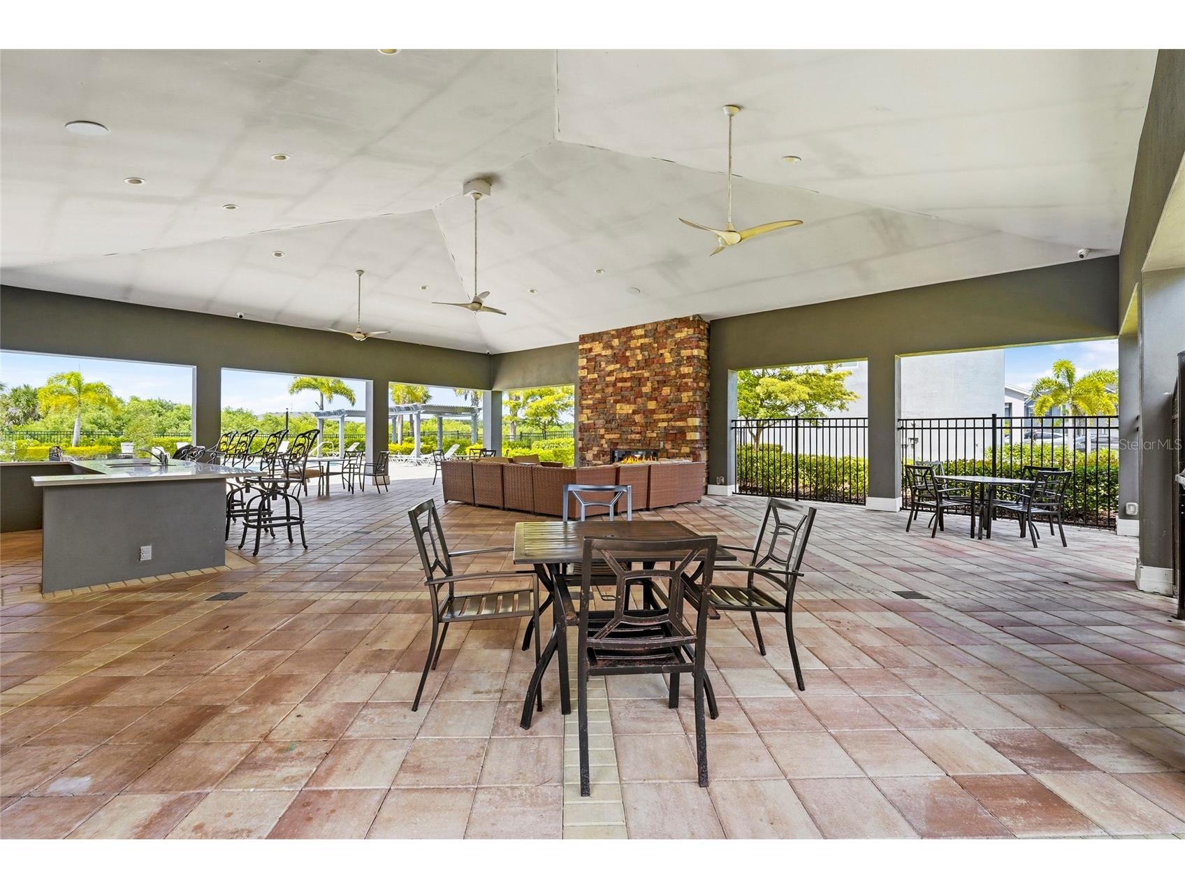 8652 Milestone Drive Sarasota FL 34238 A4691721 image37