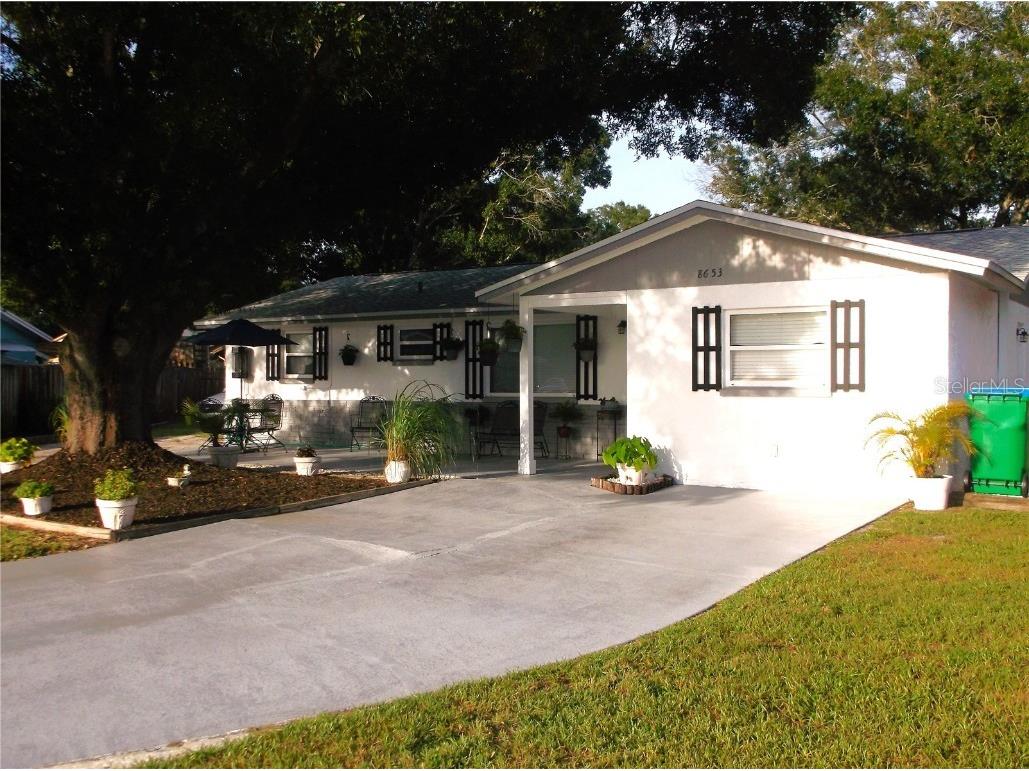 8653 91st Street Seminole FL 33777 U8208607 image1