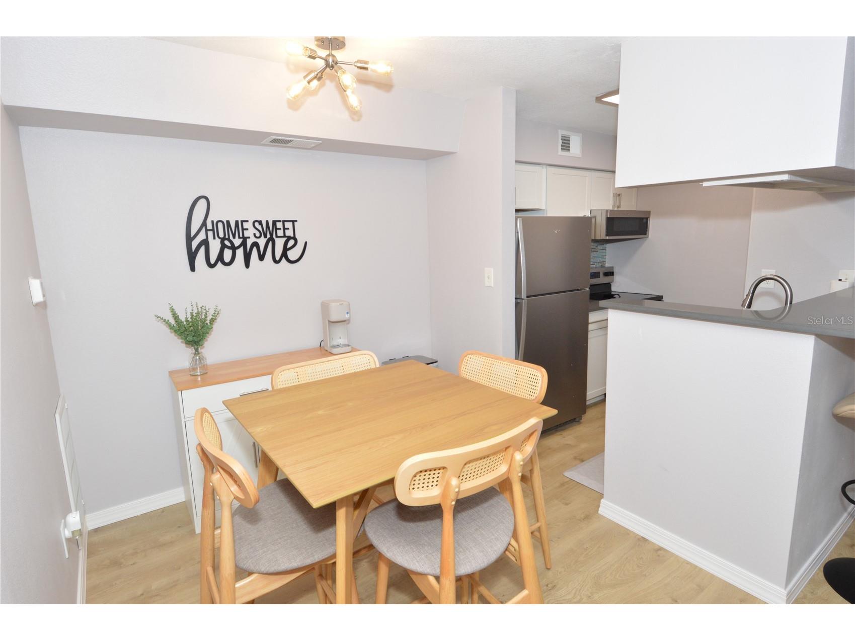 8653 Fancy Finch Drive #104(FURNISHED) Tampa FL 33614 TB8474533 image4