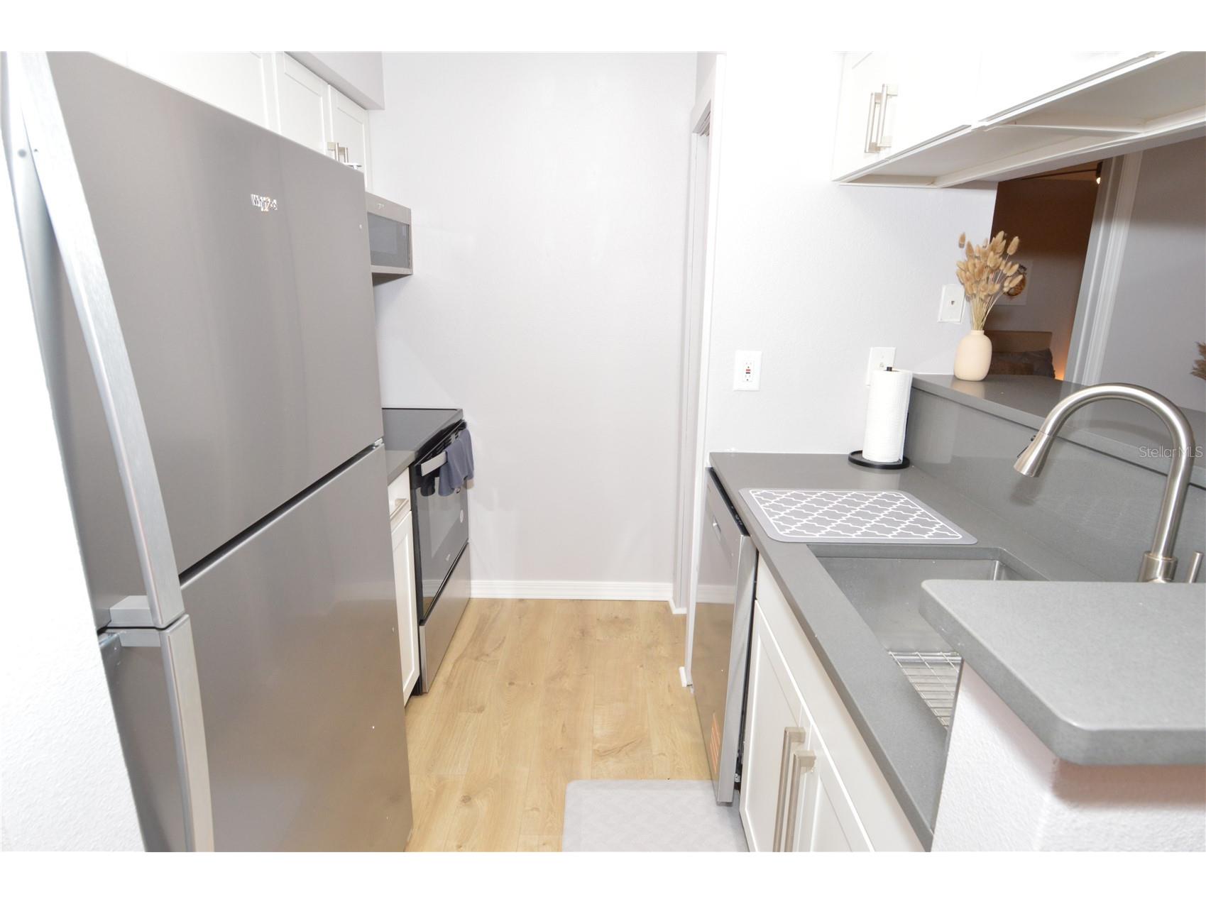 8653 Fancy Finch Drive #104(FURNISHED) Tampa FL 33614 TB8474533 image6