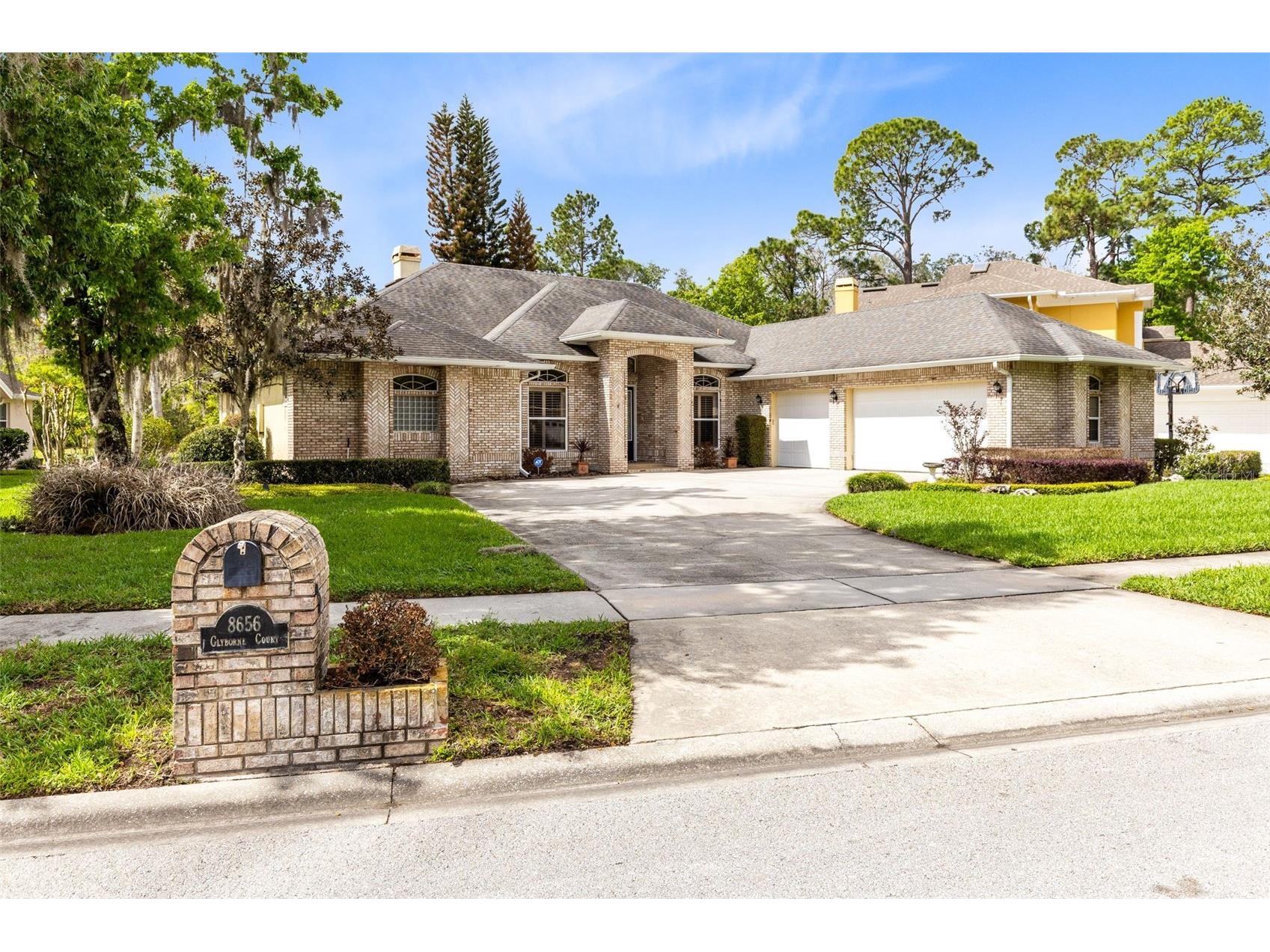 8656 Glyborne Court Orlando FL 32825 O6392332 image1
