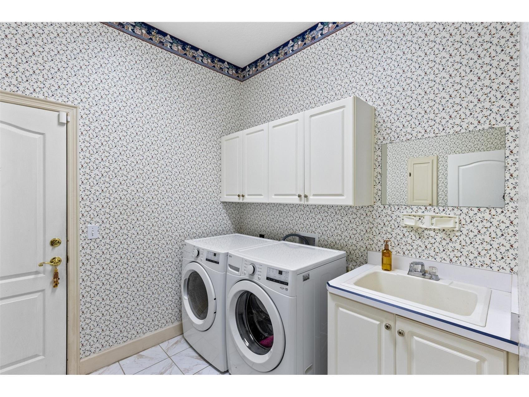 8656 Glyborne Court Orlando FL 32825 O6392332 image36