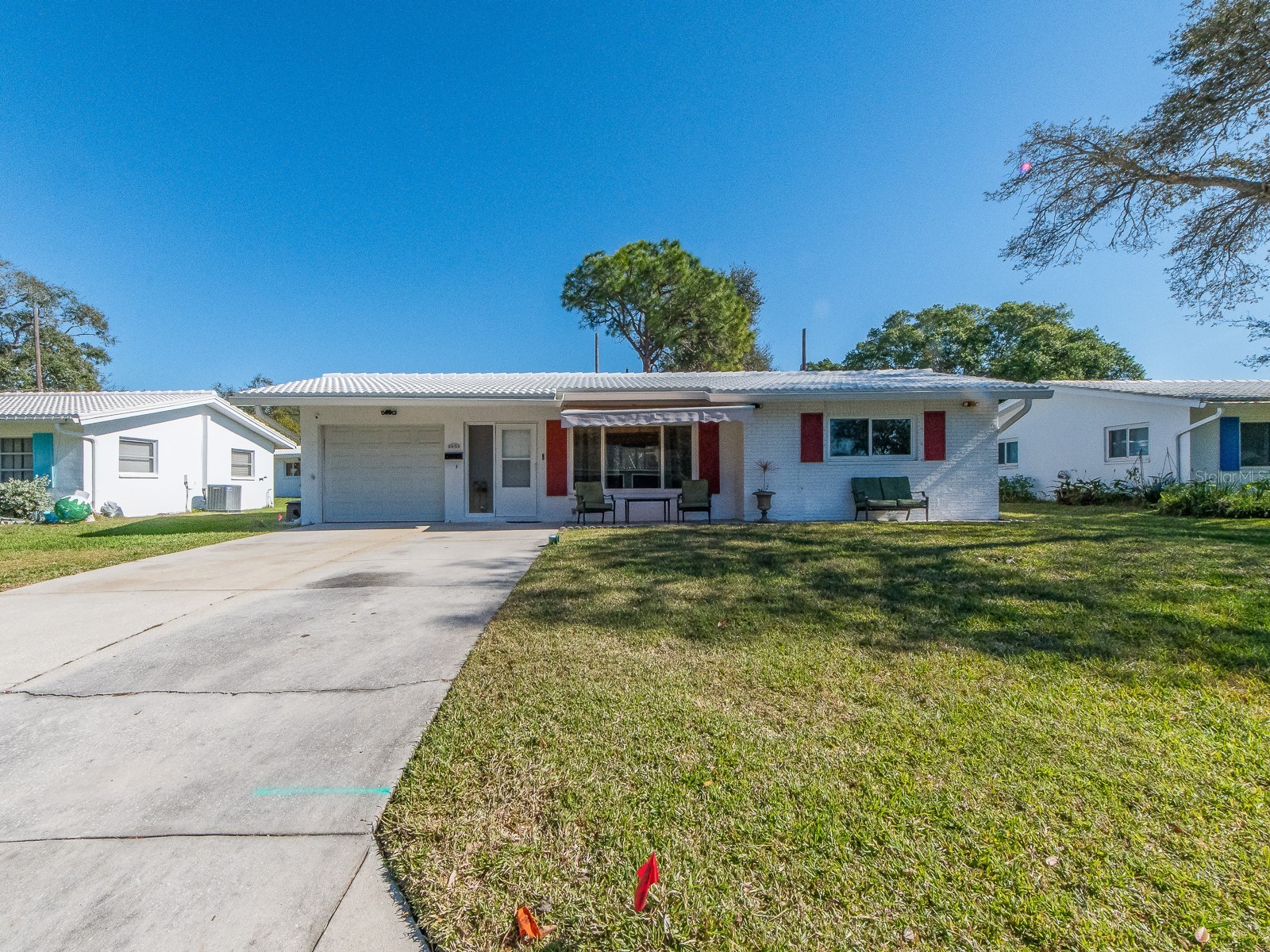 8657 143rd Street Seminole FL 33776 TB8455016 image1