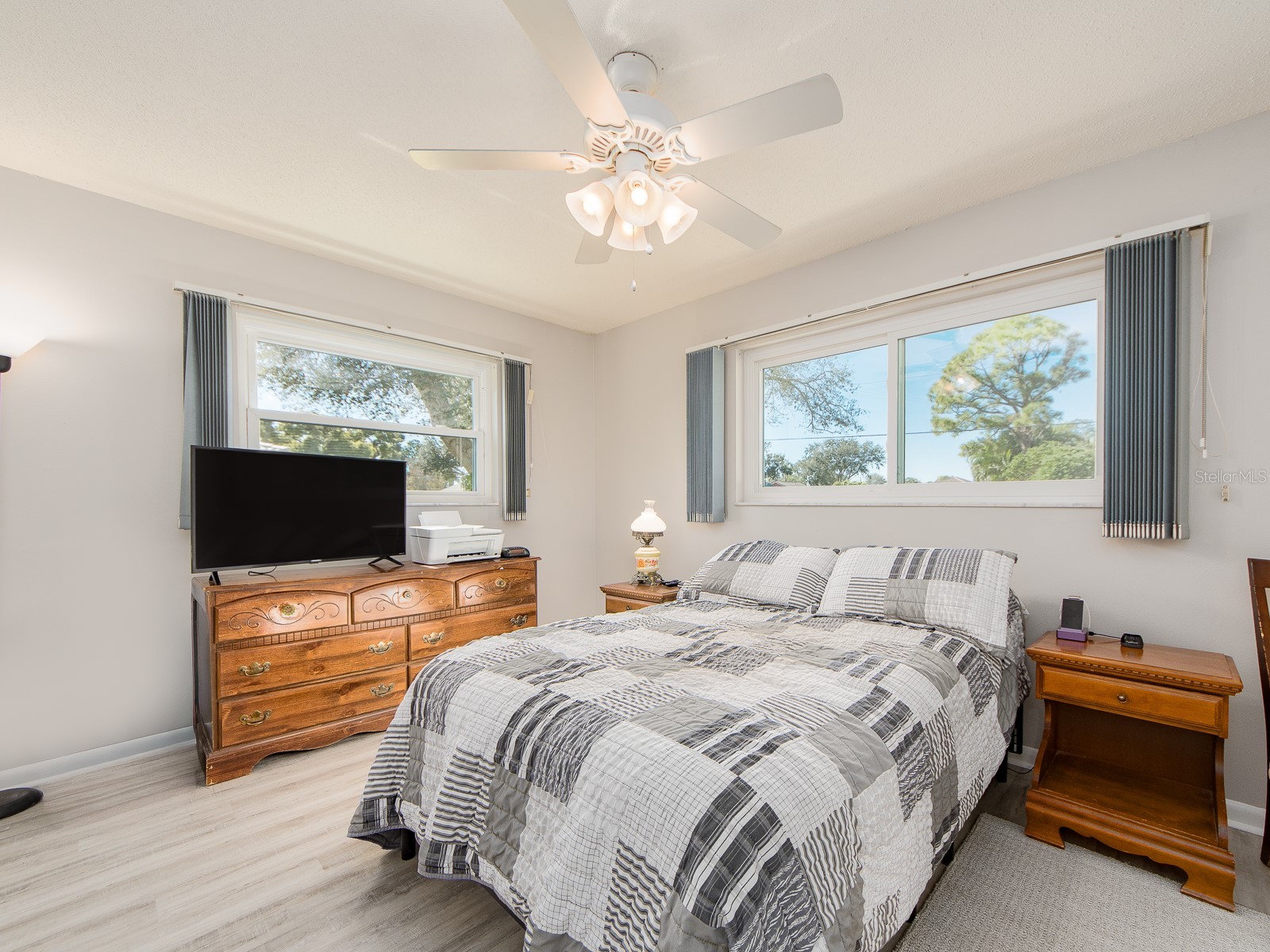 8657 143rd Street Seminole FL 33776 TB8455016 image16