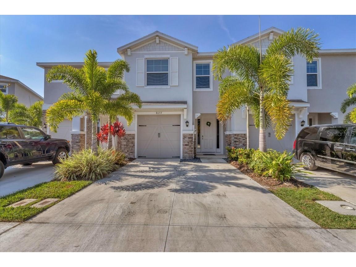 8657 Palmer Park Circle Sarasota FL 34238 N6127470 image1