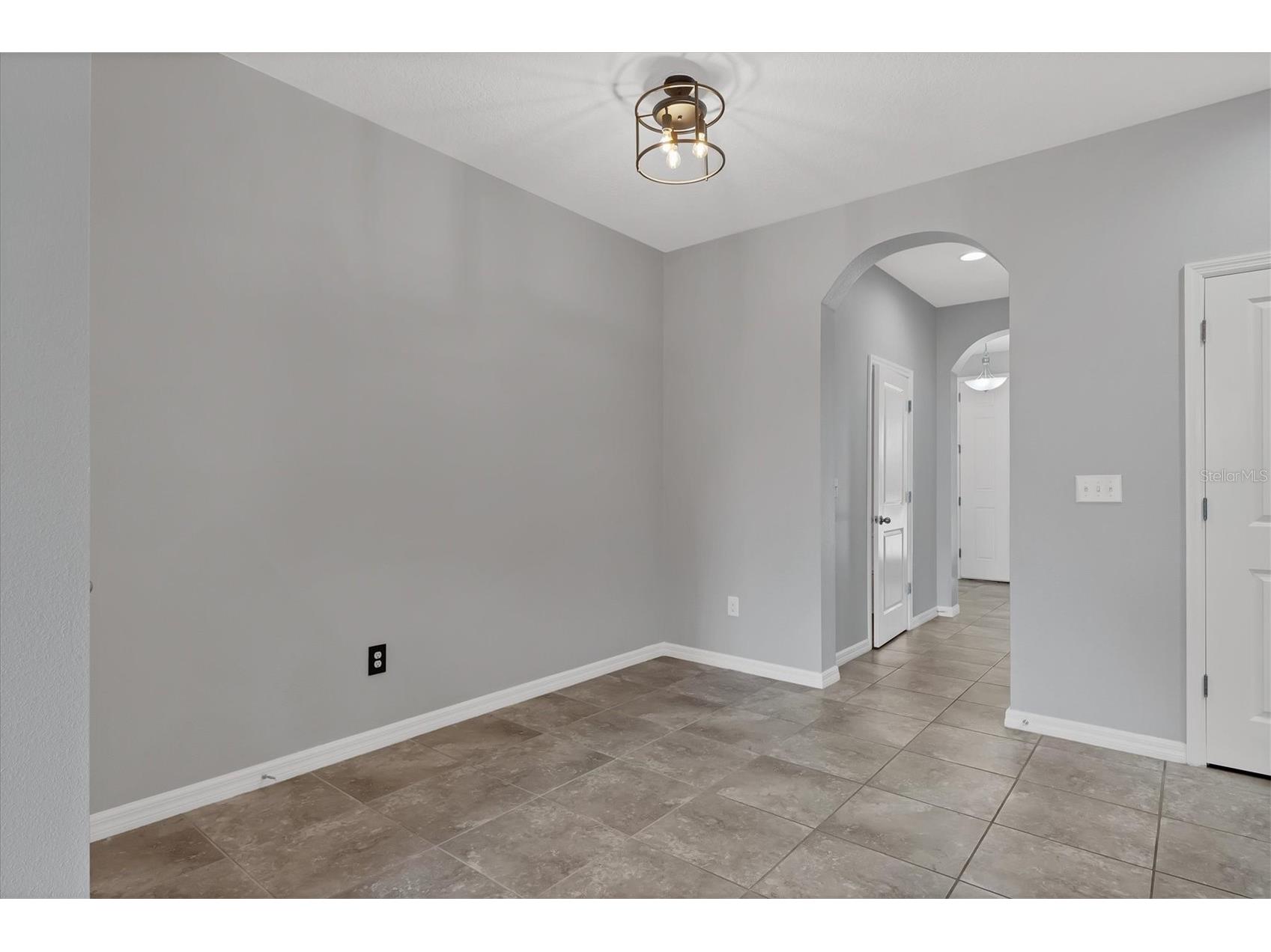 8657 Palmer Park Circle Sarasota FL 34238 N6143876 image21