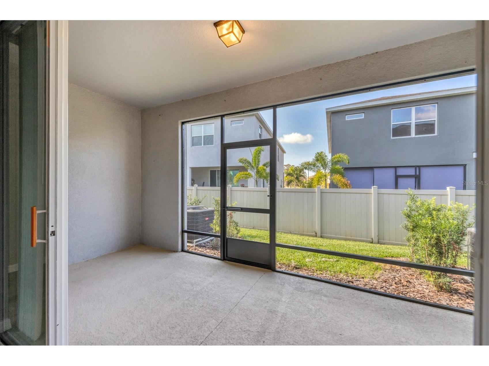 8657 Palmer Park Circle Sarasota FL 34238 N6143876 image22