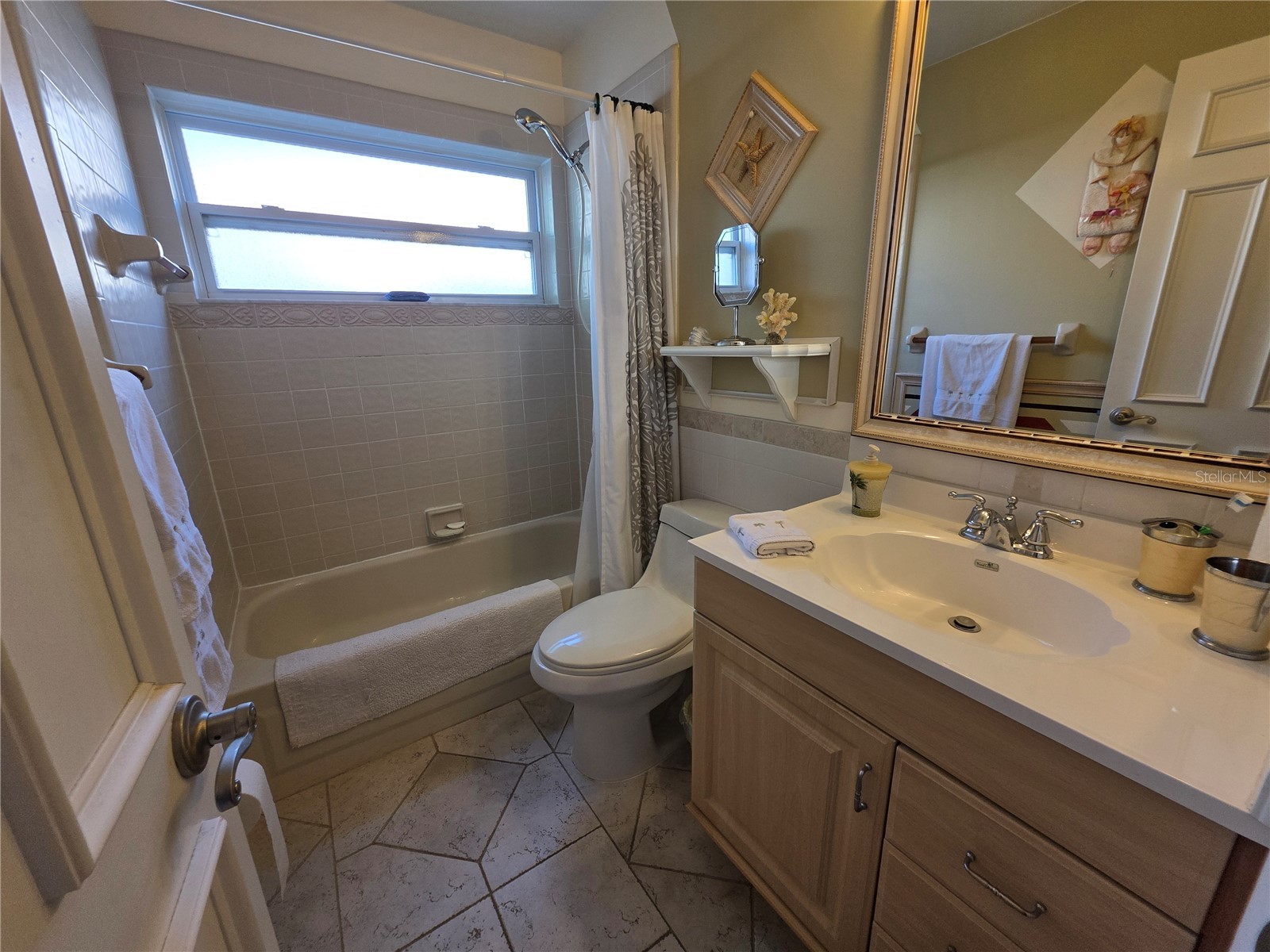 866 E Charing Cross Circle Lake Mary FL 32746 O6396789 image13