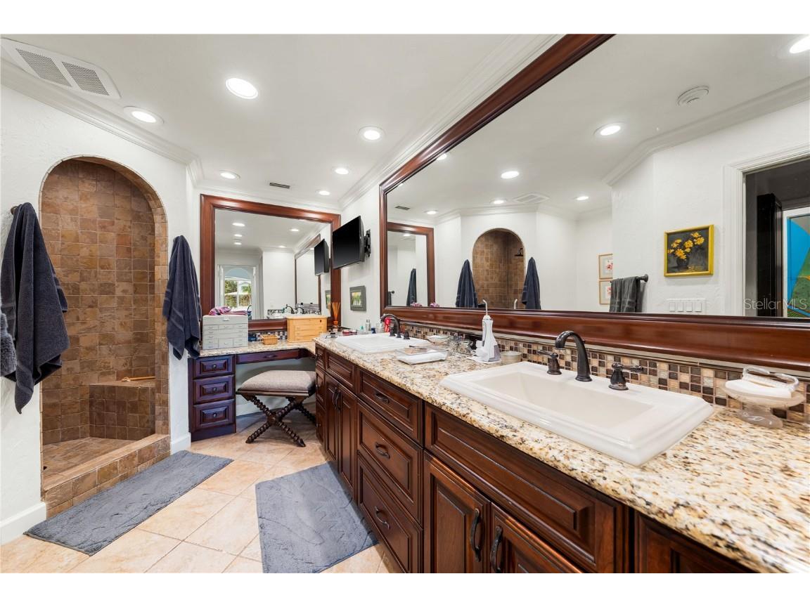 866 Hudson Avenue #866 Sarasota FL 34236 A4635684 image22