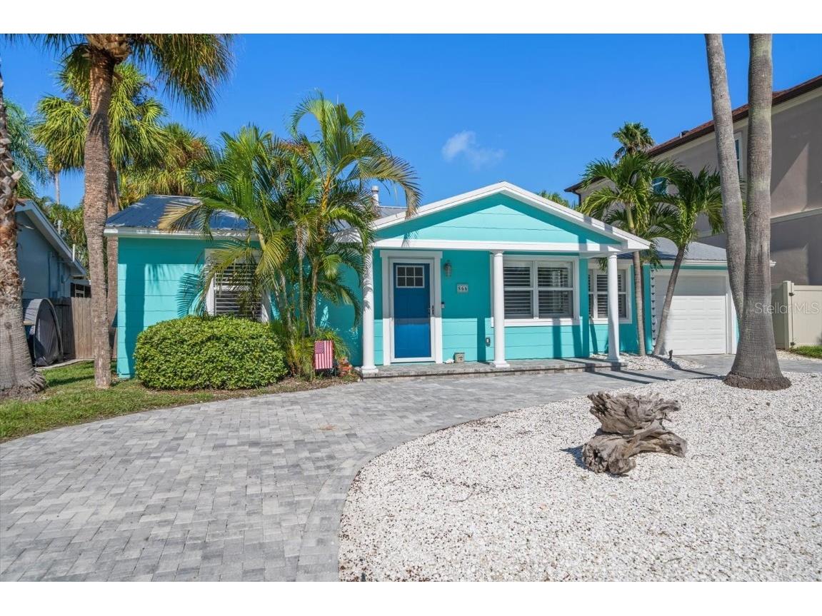 866 Lantana Avenue Clearwater Beach FL 33767 U8252951 image1