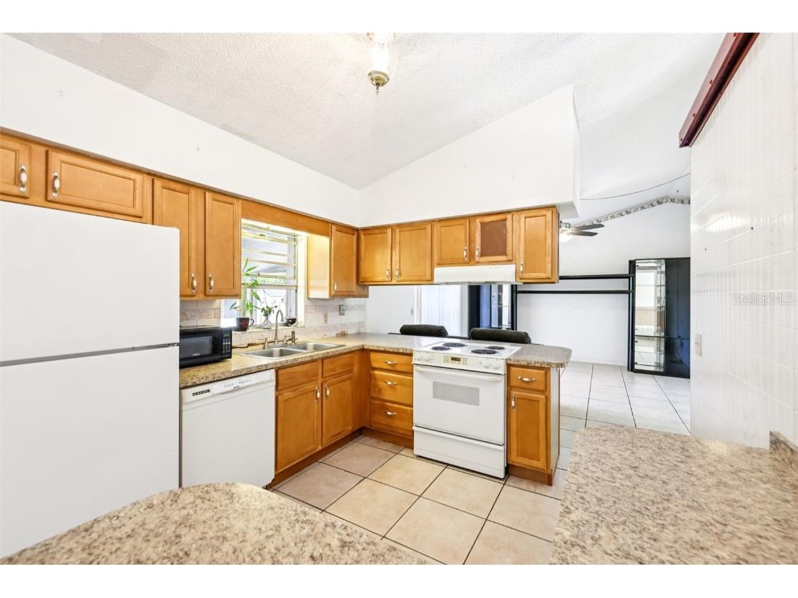 866 Mckenny Avenue Deltona FL 32725 V4945969 image17