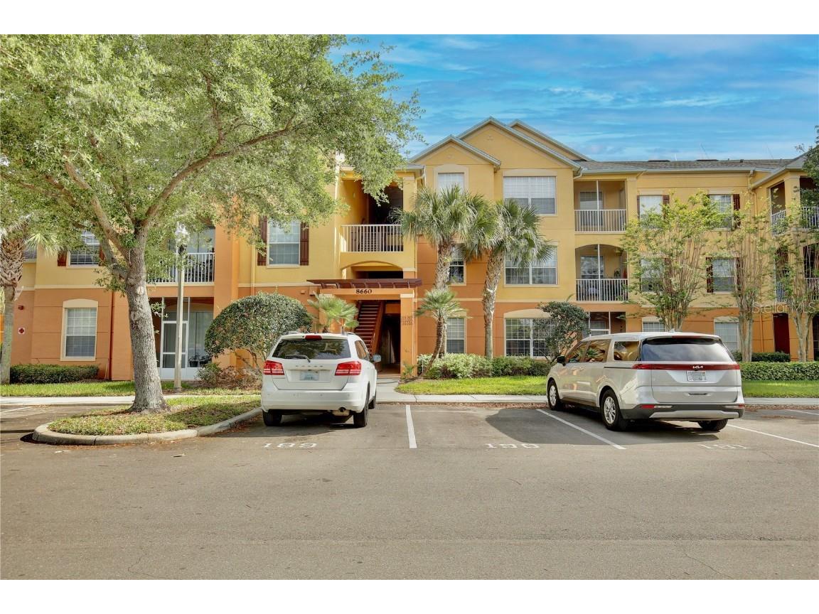 8660 Buccilli Drive #304 Orlando FL 32829 O6192933 image1