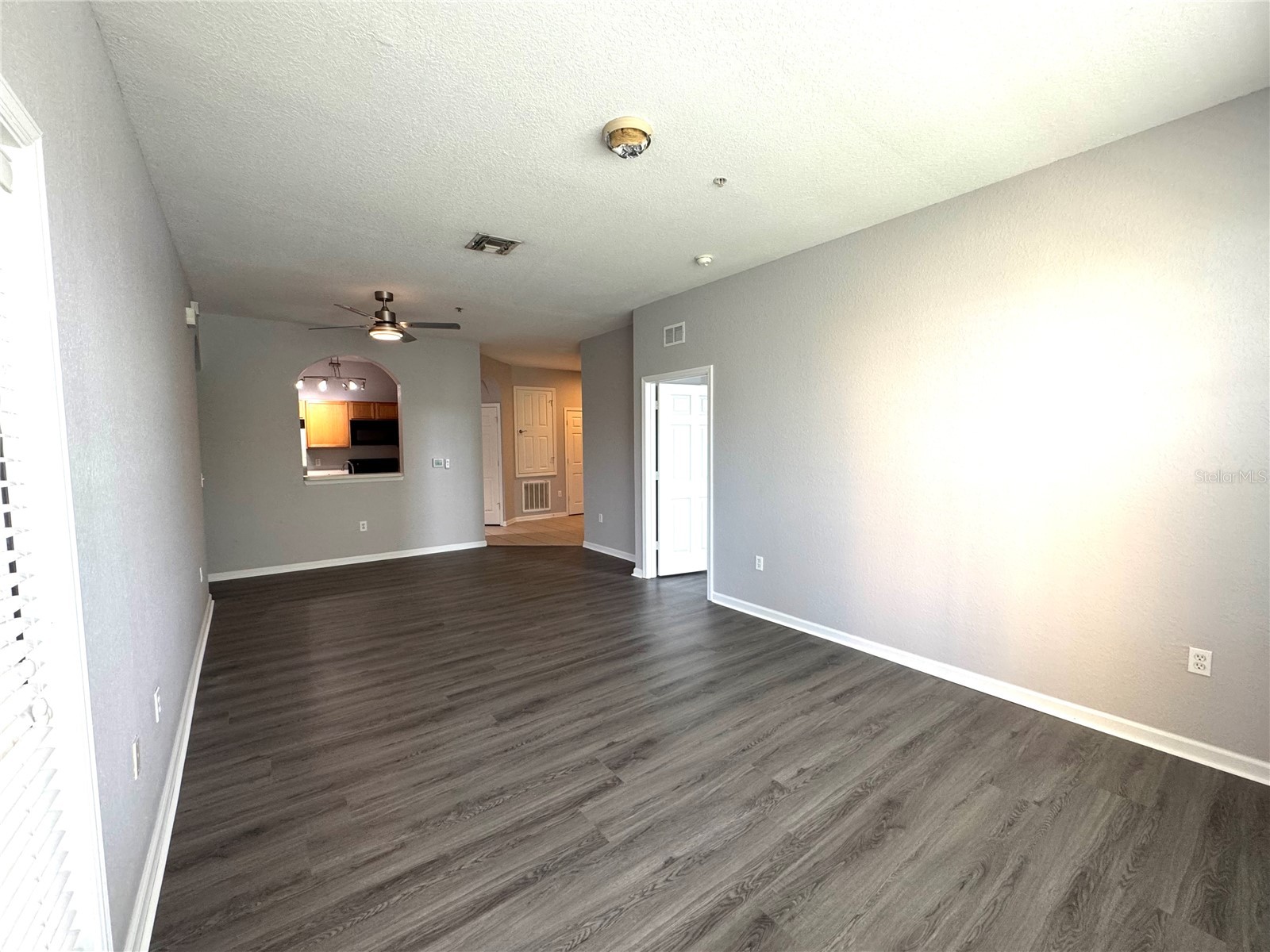 8660 Buccilli Drive #305 Orlando FL 32829 O6393402 image4