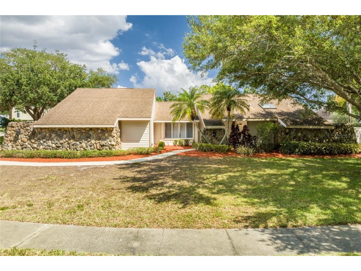 8660 Maidstone Court Seminole FL 33777 U8198499 image1