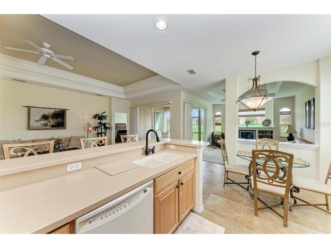 8664 Stone Harbour Loop Bradenton FL 34212 A4663752 image21