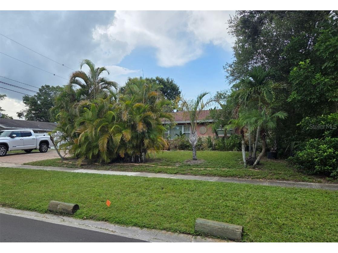 8665 Mockingbird Lane Seminole FL 33777 U8251731 image17