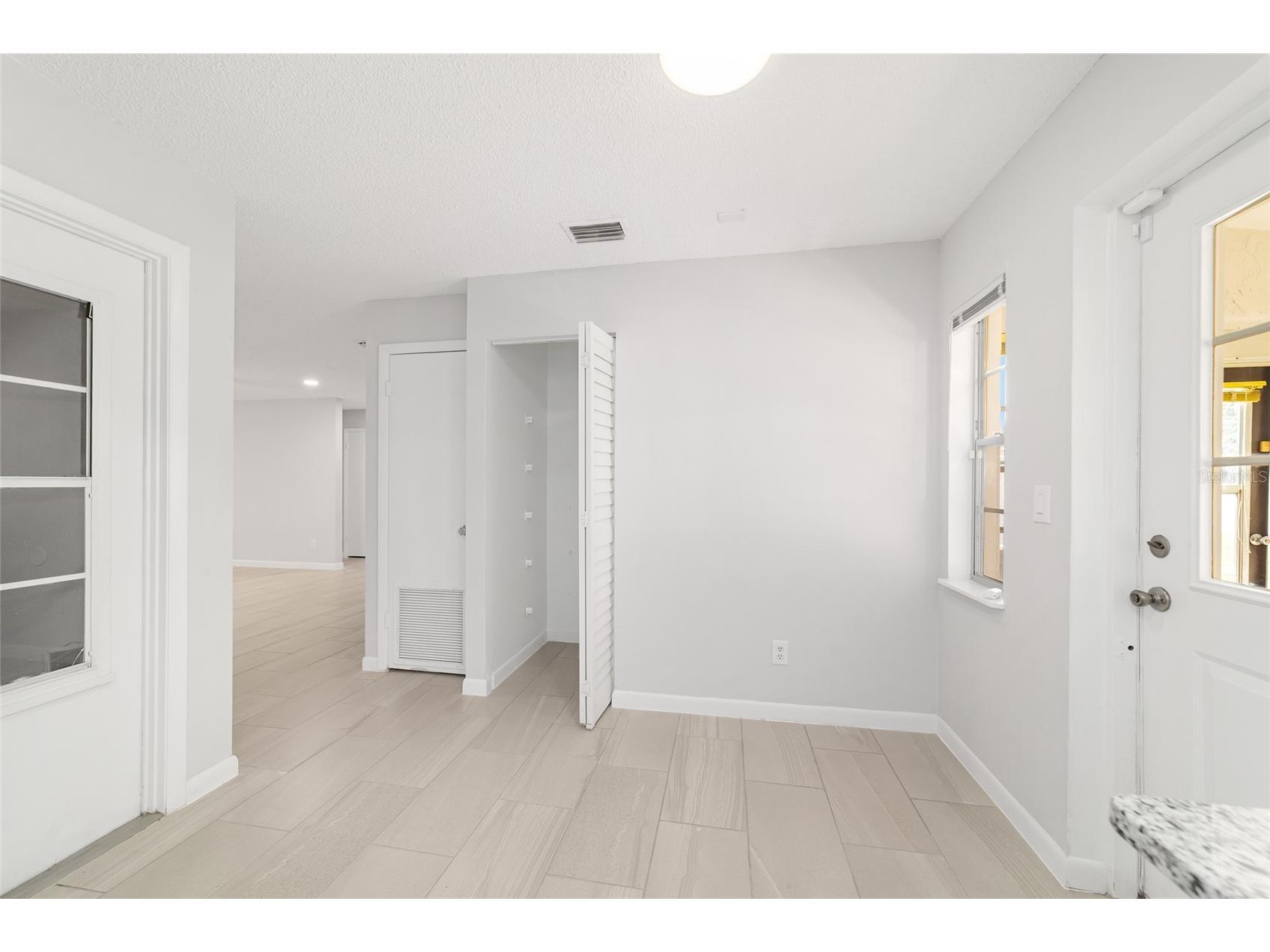 8665 SW 94th Lane #E Ocala FL 34481 OM709267 image25