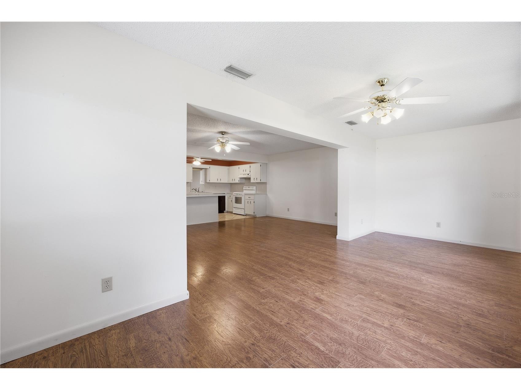 8666 SW 92nd Lane #F Ocala FL 34481 OM725766 image19