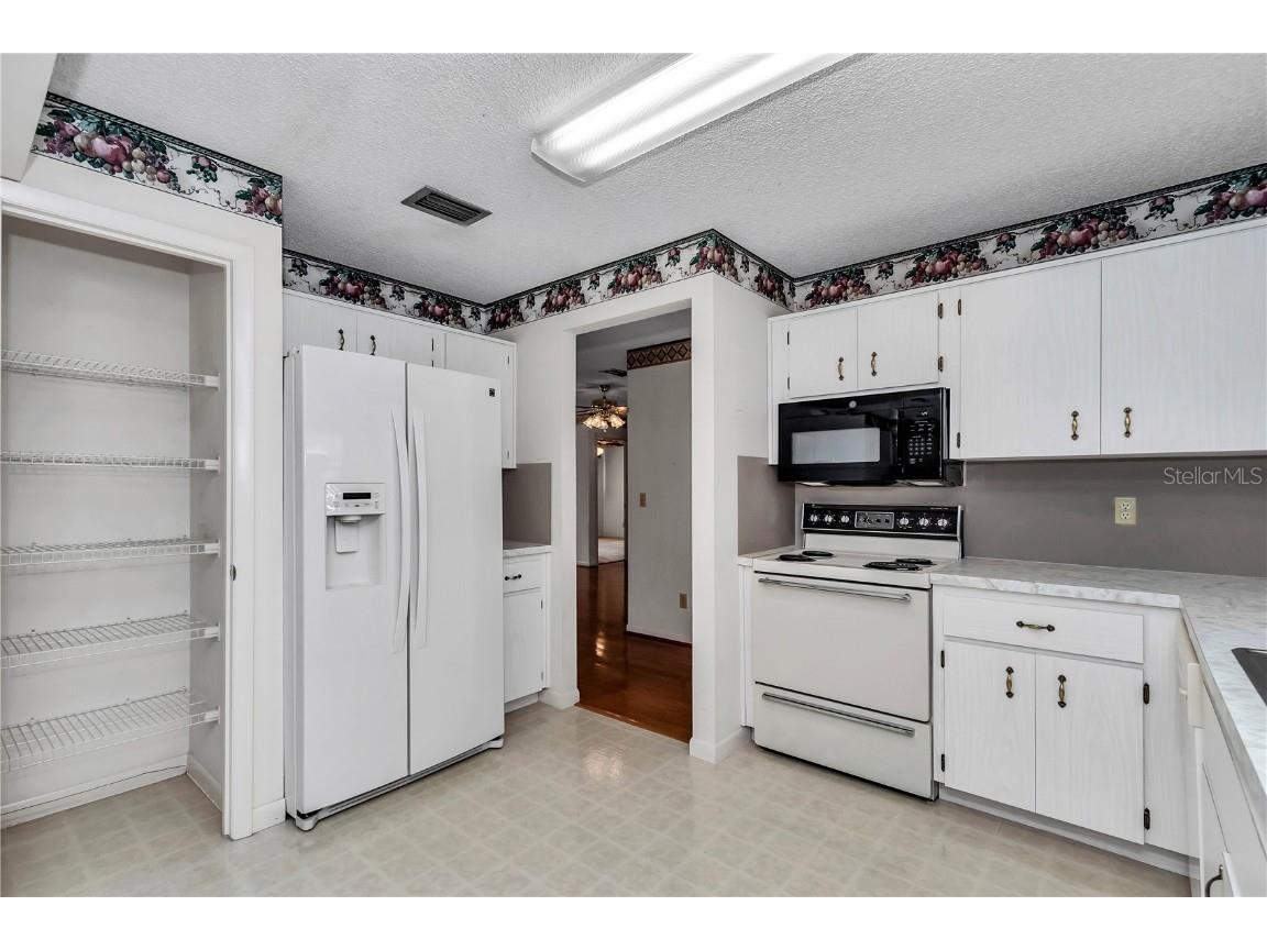 8667 SW 97th Street #E Ocala FL 34481 OM715936 image15