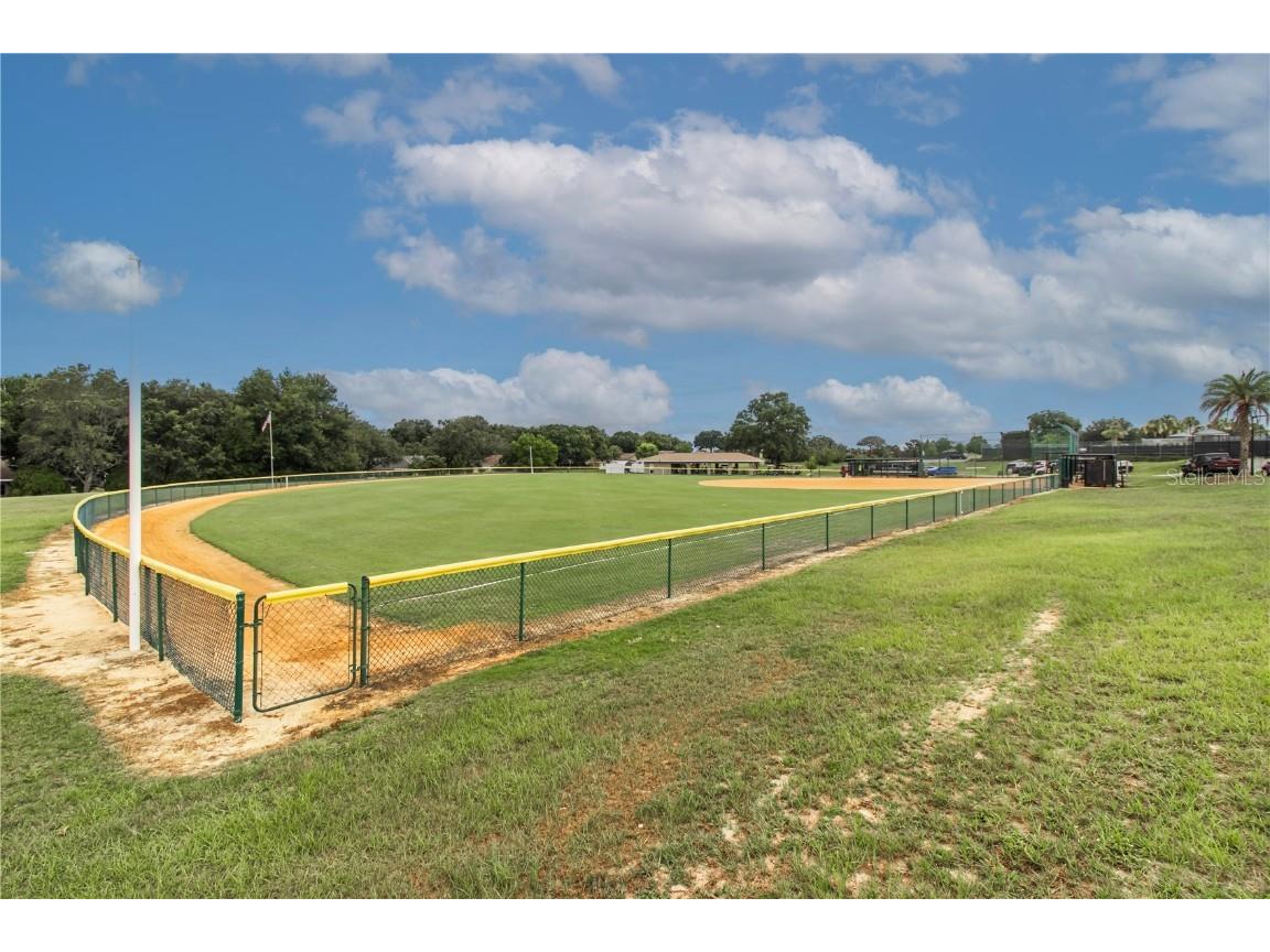 8667 SW 97th Street #E Ocala FL 34481 OM715936 image34