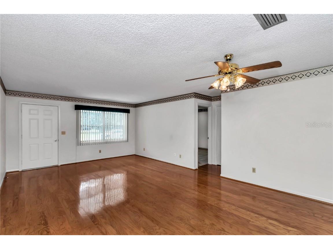 8667 SW 97th Street #E Ocala FL 34481 OM715936 image4