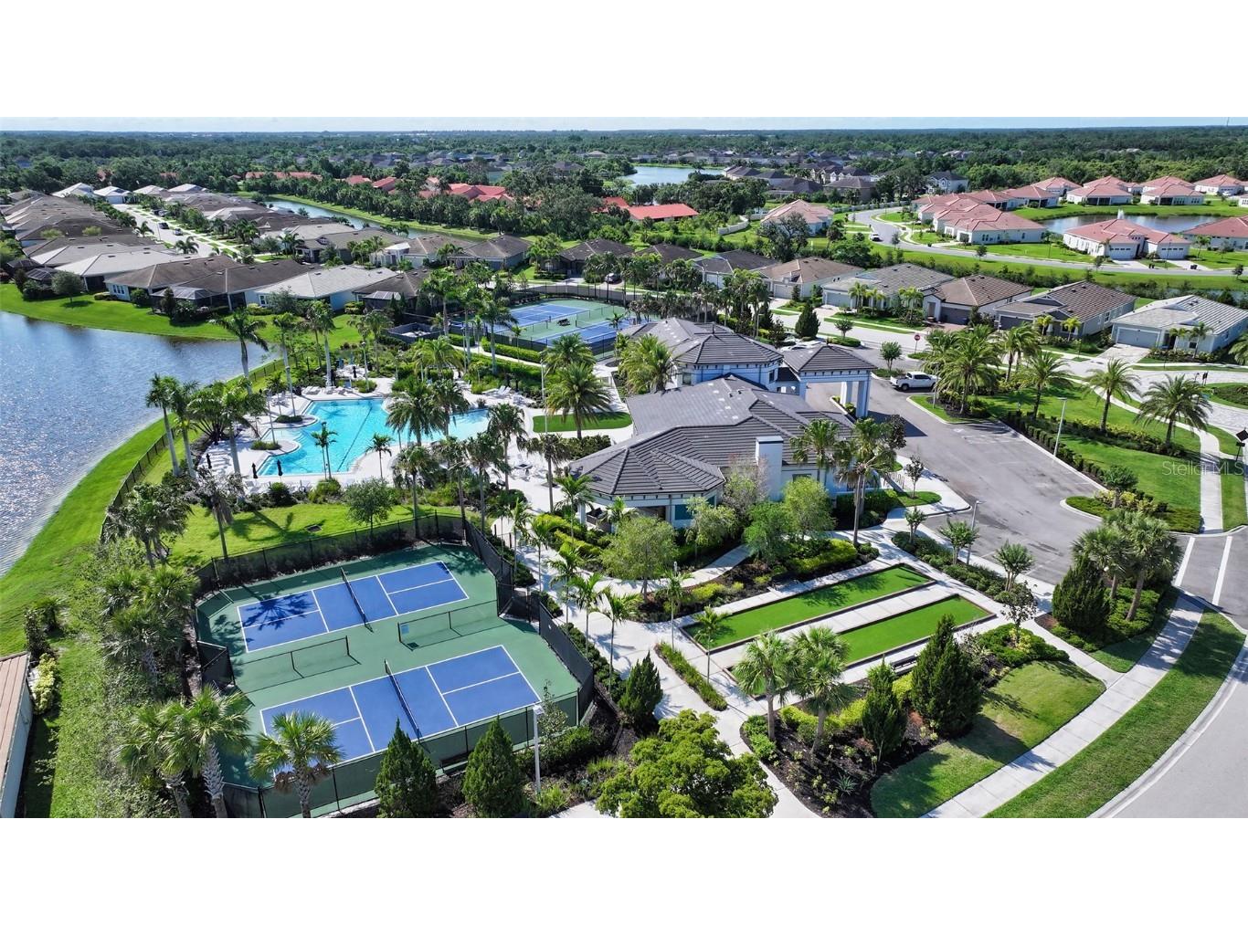 8668 Sundance Loop Sarasota FL 34238 A4655747 image49