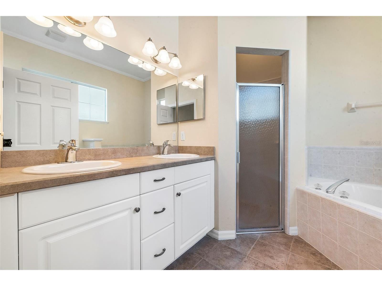 8668 SW 77th Avenue Gainesville FL 32608 GC538564 image23