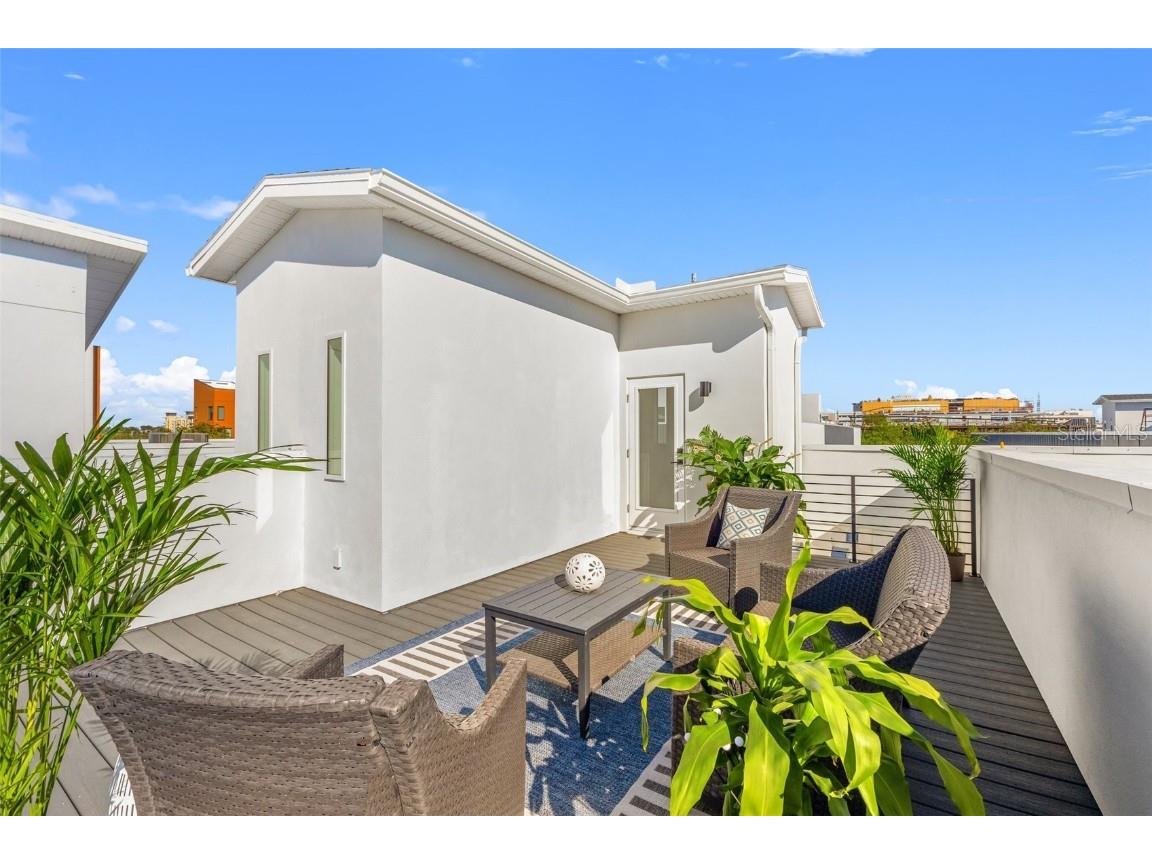 867 6th Avenue S Saint Petersburg FL 33701 TB8447775 image18