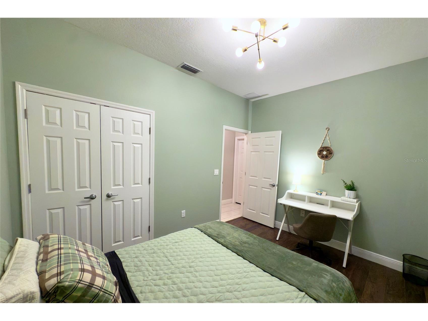 867 Bacon Avenue Sarasota FL 34232 A4647076 image26