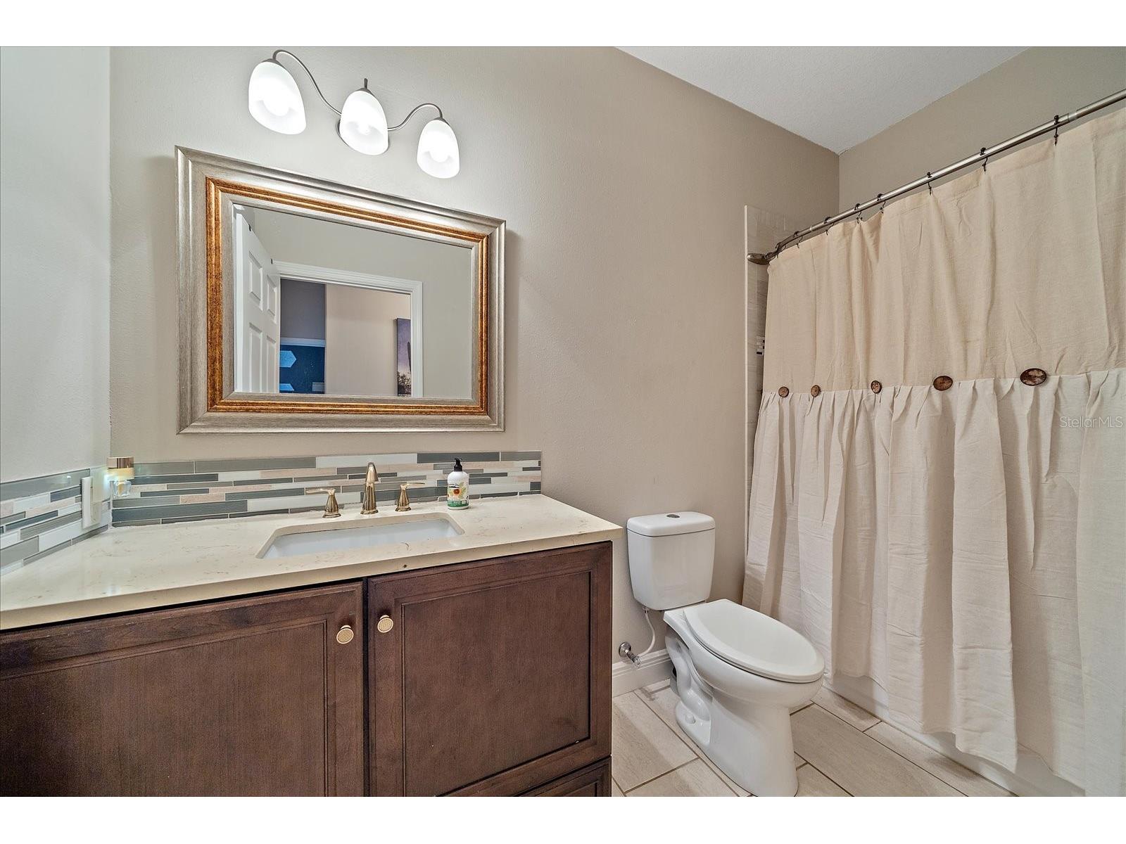 867 Bacon Avenue Sarasota FL 34232 A4647076 image27