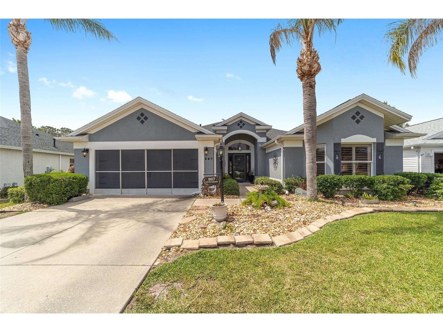 867 Castleberry Circle The Villages FL 32162 OM724587 image1