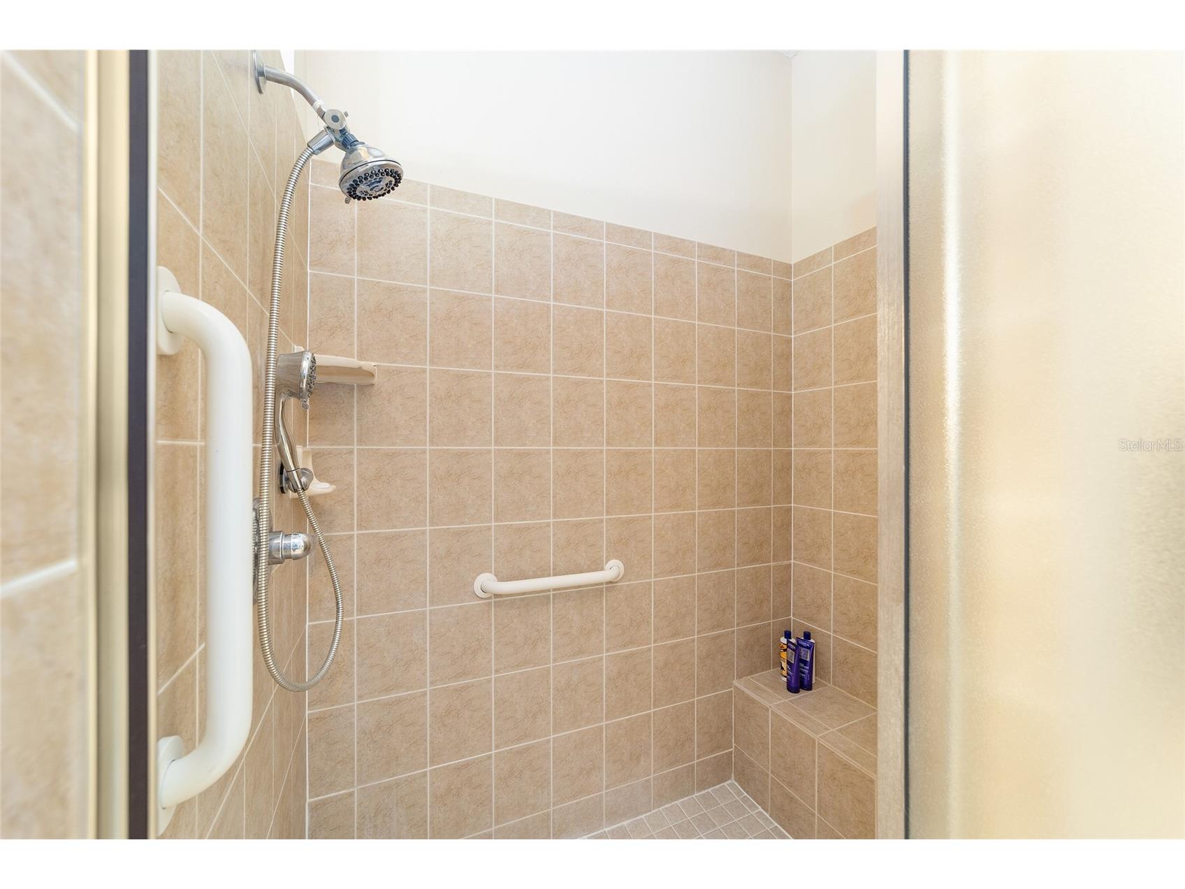 867 Castleberry Circle The Villages FL 32162 OM724587 image28