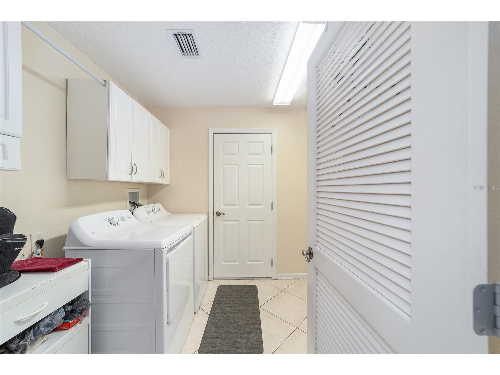 867 Castleberry Circle The Villages FL 32162 OM724587 image35