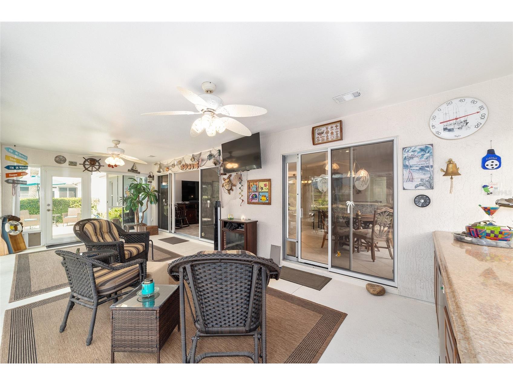 867 Castleberry Circle The Villages FL 32162 OM724587 image41