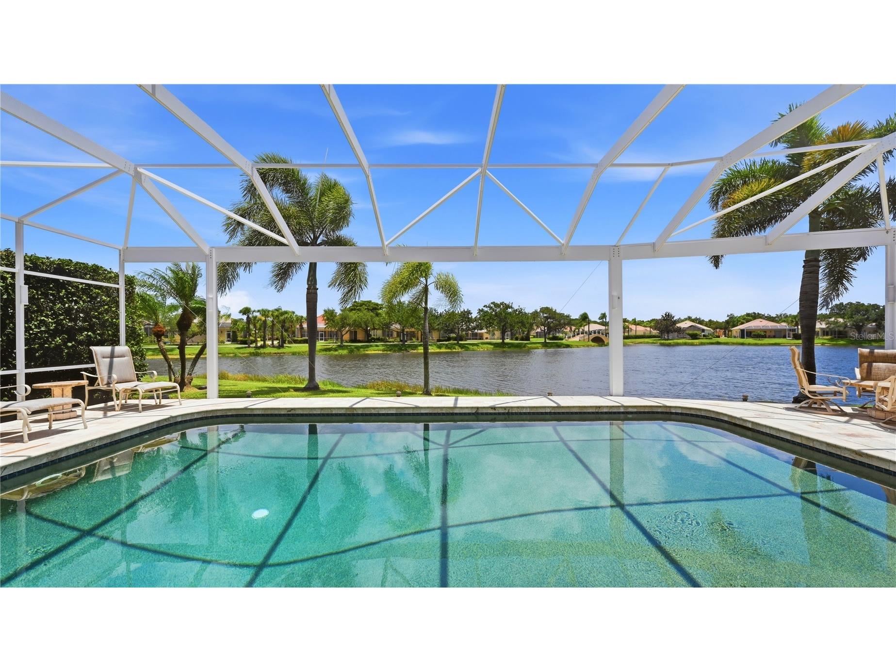 8672 Dolce Lane Sarasota FL 34238 A4700661 image44