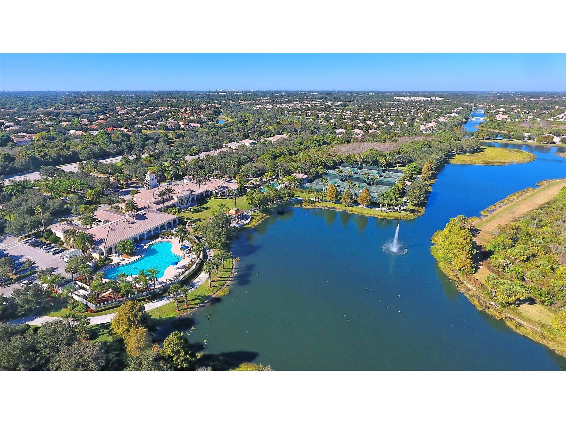8672 Dolce Lane Sarasota FL 34238 A4700661 image71