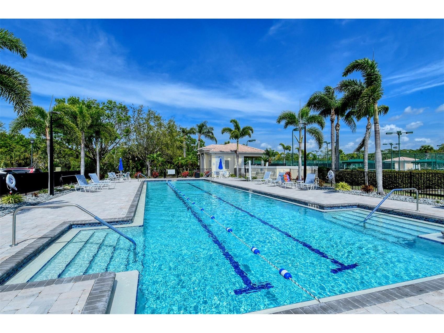 8672 Dolce Lane Sarasota FL 34238 A4700661 image89