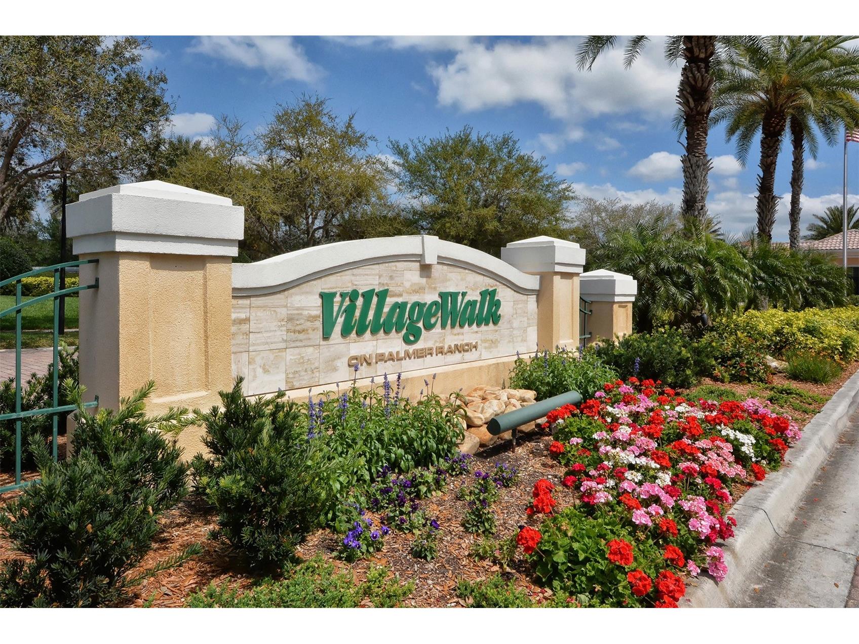 8672 Dolce Lane Sarasota FL 34238 A4700661 image97