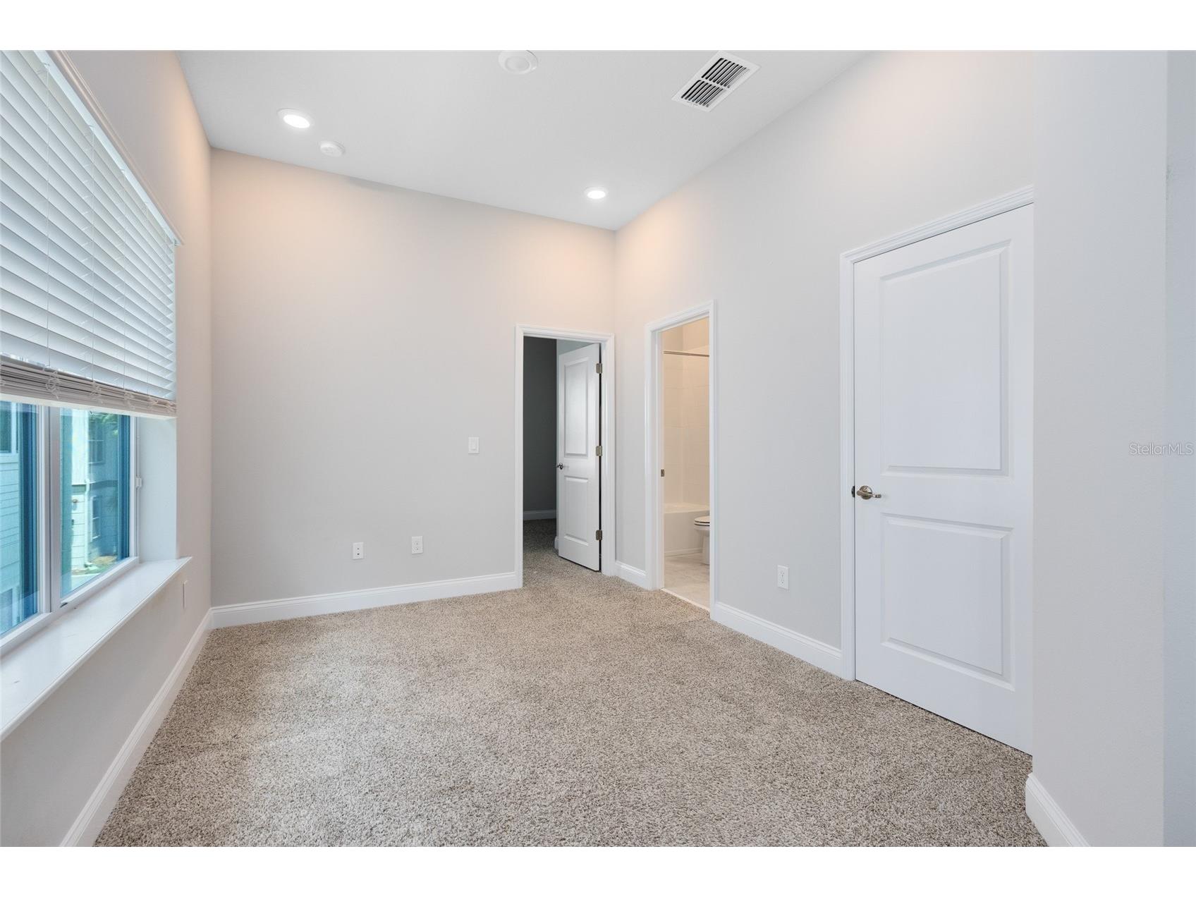 8673 Tavistock Lakes Boulevard Orlando FL 32827 O6412594 image14