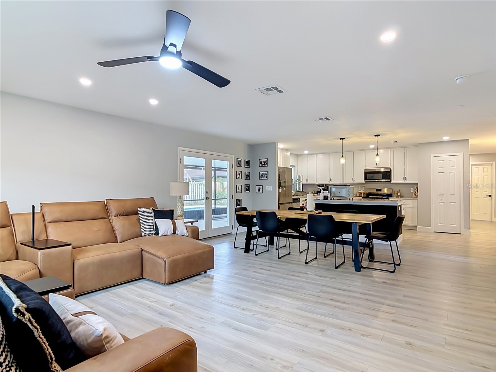8676 Hillside Drive Orlando FL 32810 O6420306 image16