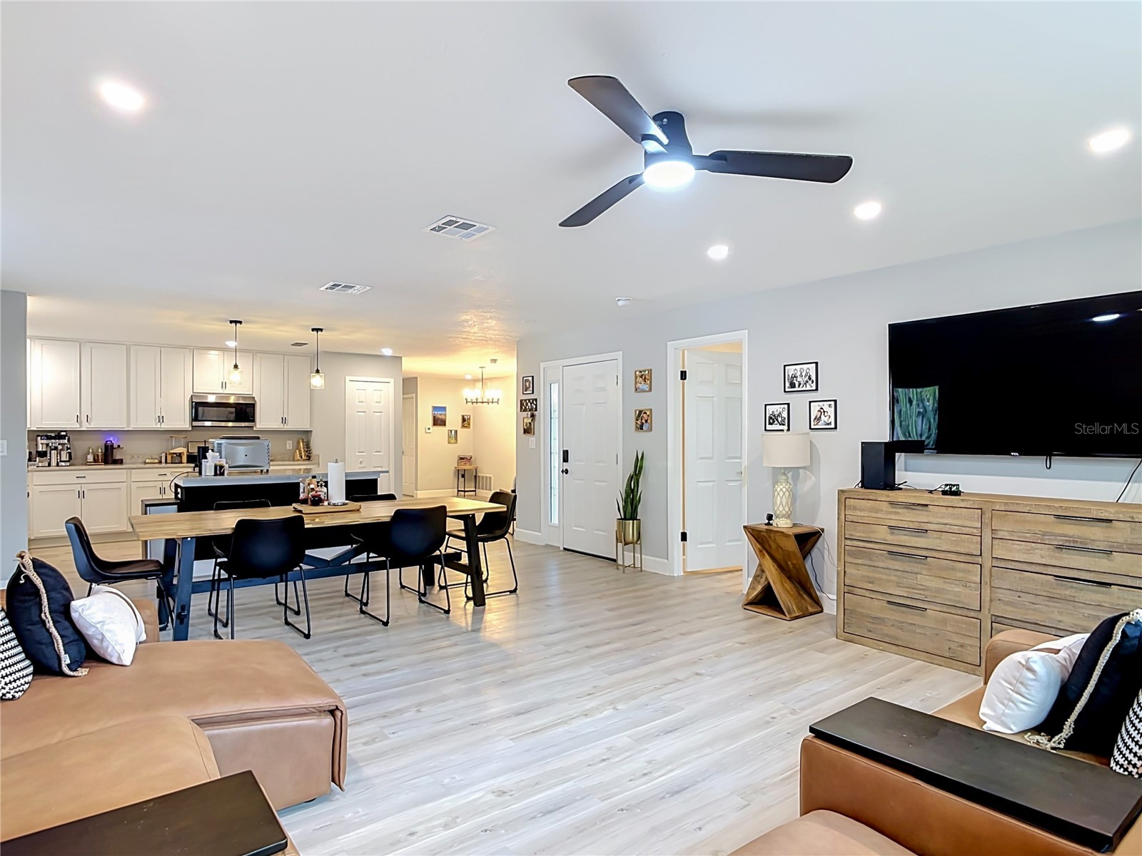 8676 Hillside Drive Orlando FL 32810 O6420306 image17